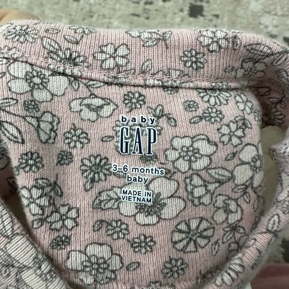 Gap Baby Fleece Long Sleeve One-Piece Size 3-6 Months - Picture 3 of 3
